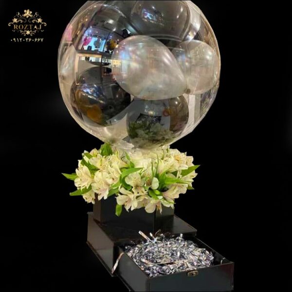جعبه گل هدیه با گل آلسترومریا