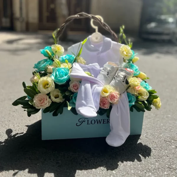 باکس گل نوزاد کد 3199