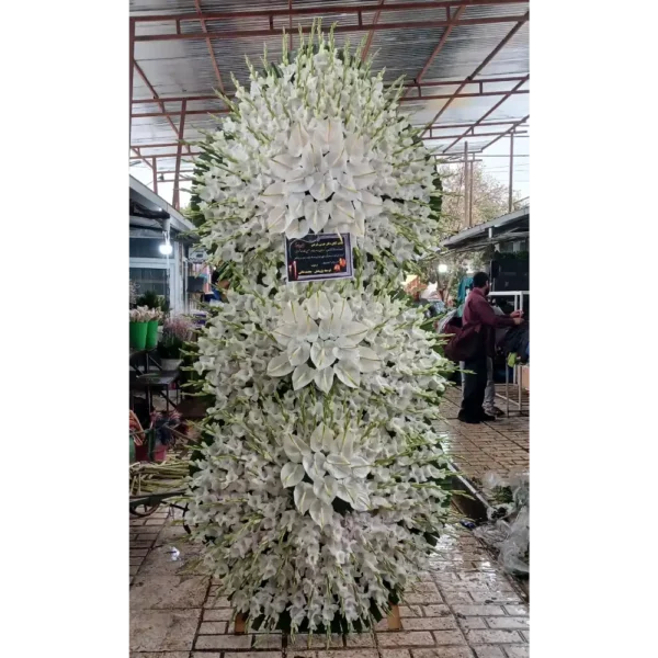 تاج گل سه طبقه کد 3537